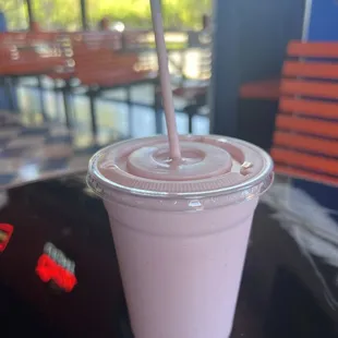 Strawberry cheesecake shake small