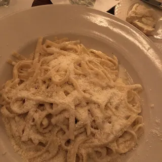 Fettuccine Alfredo