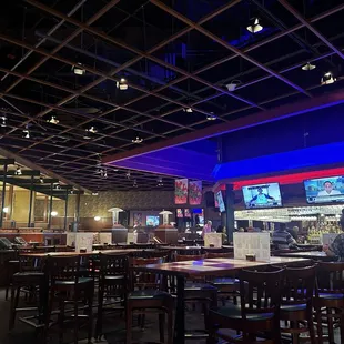 salads, interior
