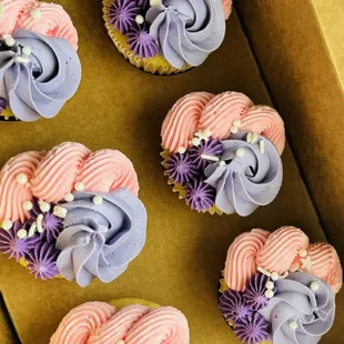 Textured Cupcakes | Orange County