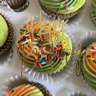 Birthday cupcakes | custom cupcakes | cupcake delivery in Long Beach