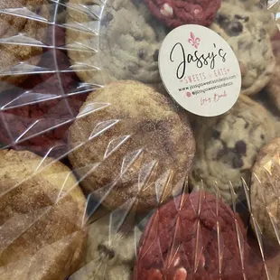 Cookie platters | Jassy&apos;s Sweets &amp; Eats | specializing in corporate gifting and corporate catering.