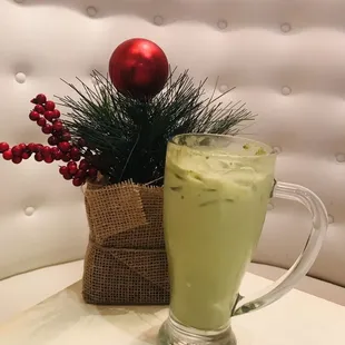 Refreshing Iced Green Tea Latte