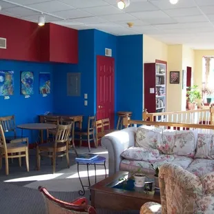 More loungy upstairs area