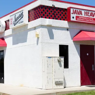 Java Heaven, Elm Street, Hanford