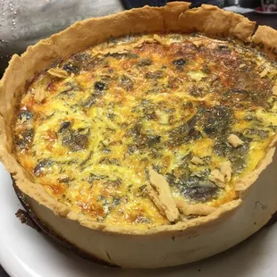 Sausage mushroom and onion quiche