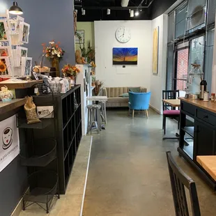 the inside of a coffee shop