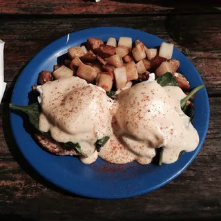 Spinach and Tomato Benedict