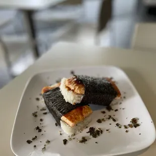 Salmon musubi