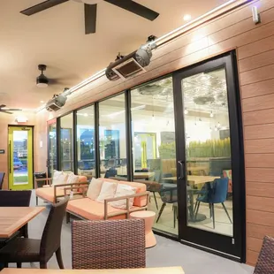 the outside seating area of the restaurant