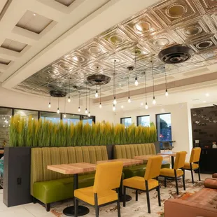 sushi and sashimi, interior