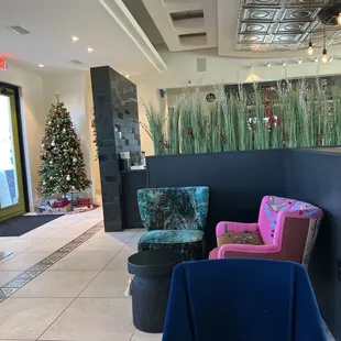 First time here.  Not bad.  Atmosphere is on point. Coffees are pretty good. Deserts are crazy good.  Perfect place to hang out