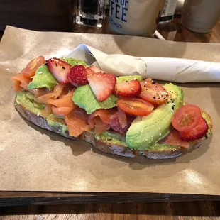 Avocado Toast w/Strawberries/Smoked Salmon