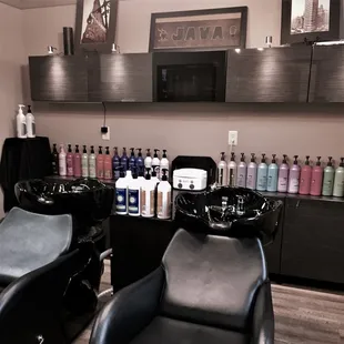 Relax &amp; experience a fine blend of hair design.