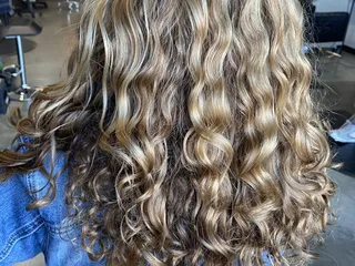 Curls Gone Wild Salon