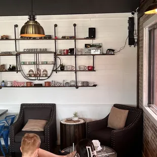 sushi and sashimi, interior