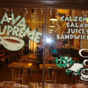 ramen and noodles, interior