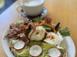Dolores Park Cafe