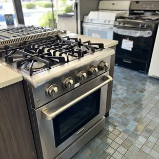 Commercial Thor Gas Range in Stainless Steel