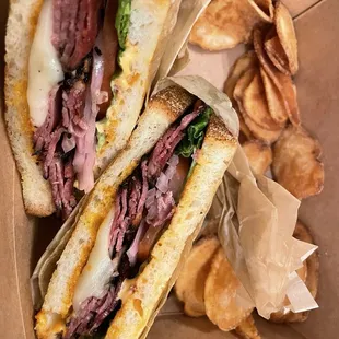 queen pastrami sandwich with house made chips