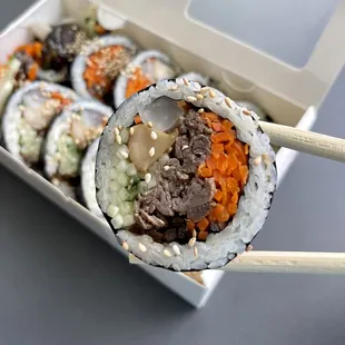 Bulgogi Gimbap at Jaws Tpk in Buena Park -IG @foodandpooch