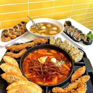 Jaws Combo, Bulgogi Katsu Gimbap, Beef Rib Gimbap, and Assorted Fish Cake Soup