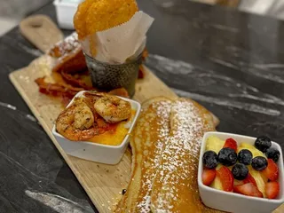 Tulua Bistro
