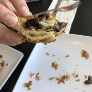 Pain Au Chocolat