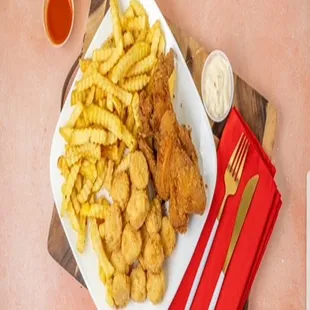 chicken wings and fried chicken, food