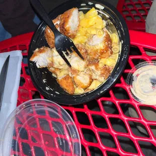 Billy Rays MID mac n cheese bowl