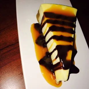 Carmel-Chocolate Cheesecake..... Mouth watering.