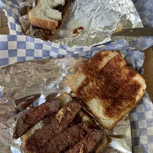 Links on bread sandwich; this is not what I ordered!