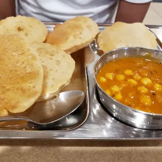 Chole Puri