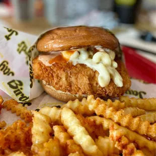 Mac Daddy with Fries