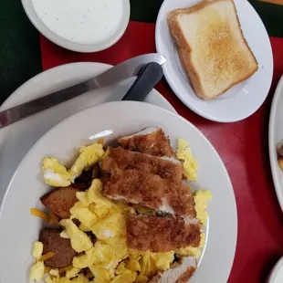 Chicken fried chicken skillet with ranch