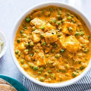 Mutter paneer (green peas with cottage cheese)