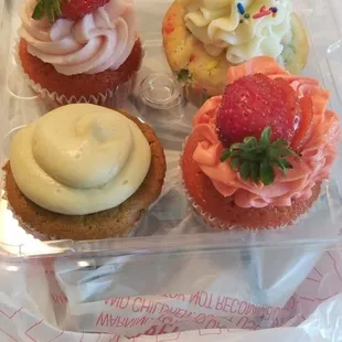 Don't know which to get?! GO STRAWBERRY!!! THE BEST STRAWBERRY EVER!!!