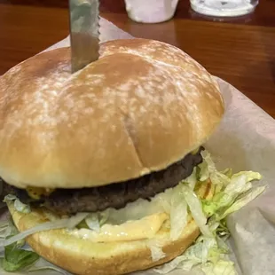 Basic Hayden Island cheeseburger