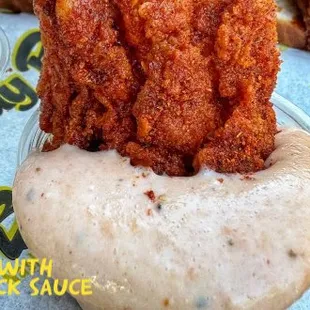 food, chicken wings and fried chicken