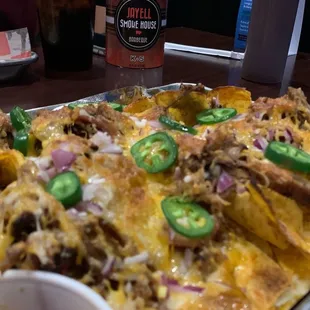 Barbecue nachos with pulled pork