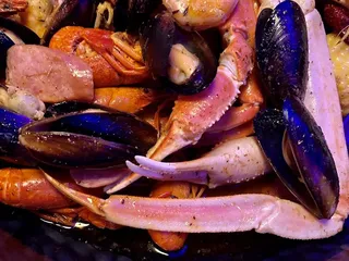 Pier 11 Boiling Seafood & Bar