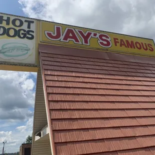 a sign for the restaurant