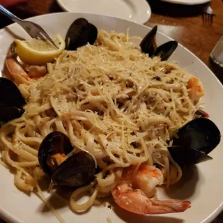 Linguine al Frutti di Mal