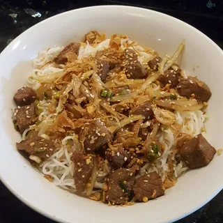 Steak Sesame Noodle Salad Bowl
