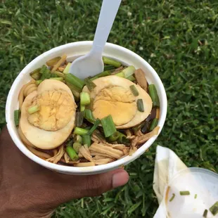 Yaka Mein