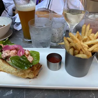Crab & Shrimp Remoulade Roll