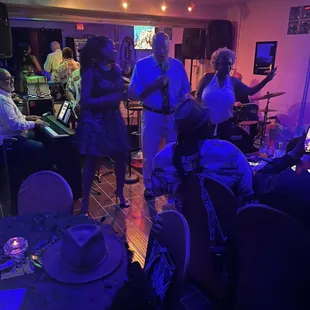 Having a great time singing New York, New York with Mr. Joe Keesling! Such fun!