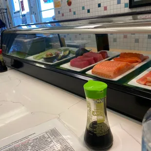 sushi and sashimi, interior