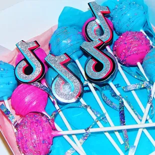 Tik Tok Cake pops