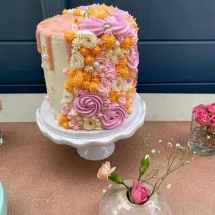It's a Girl baby shower cake